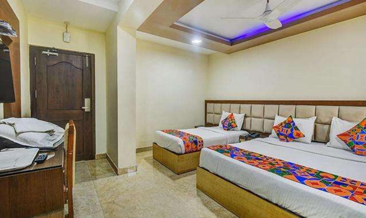 Fabhotel Central Palace Chennai Exteriör bild